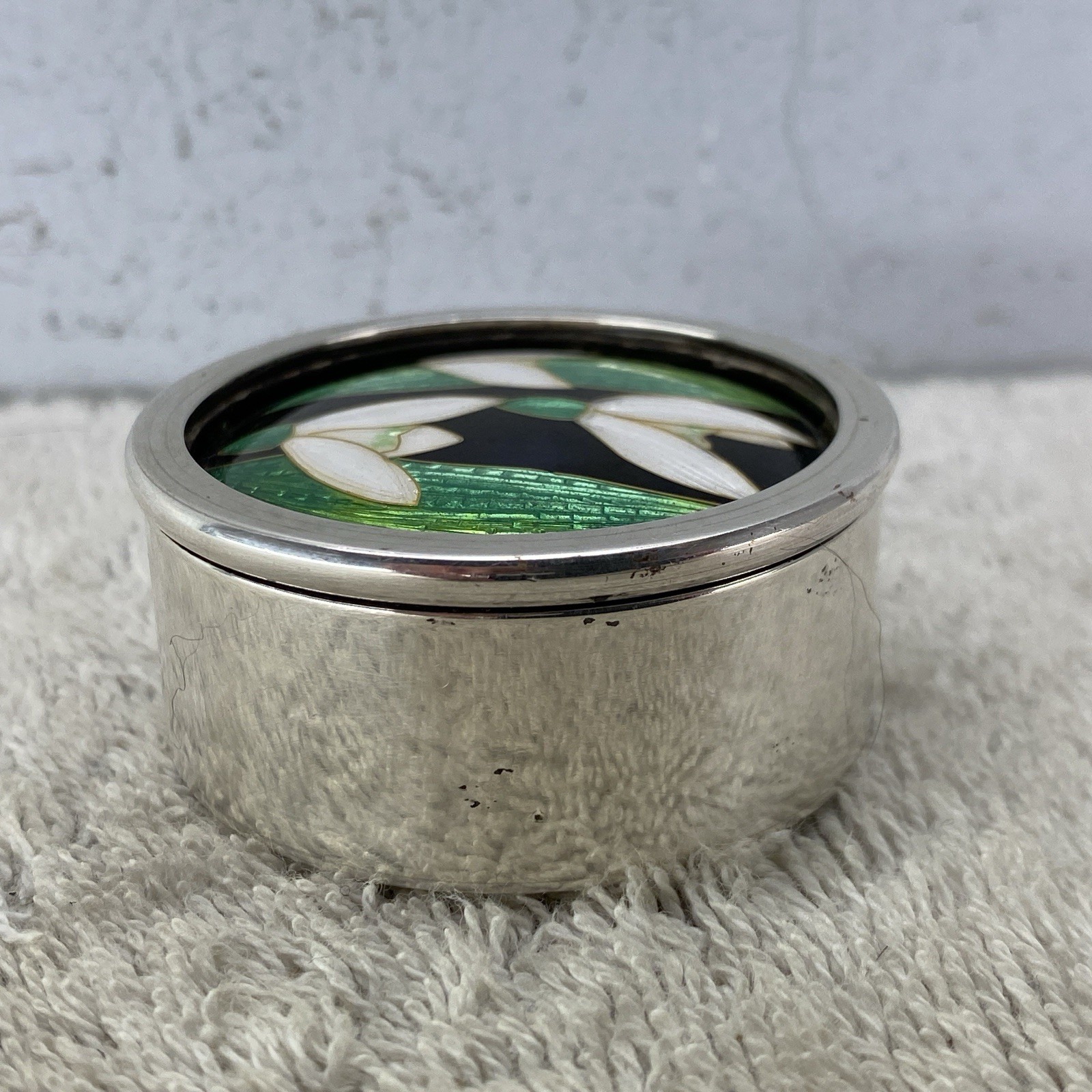 Quality Solid Silver Cloisonne Enamel Flower Trinket Box, London 1986