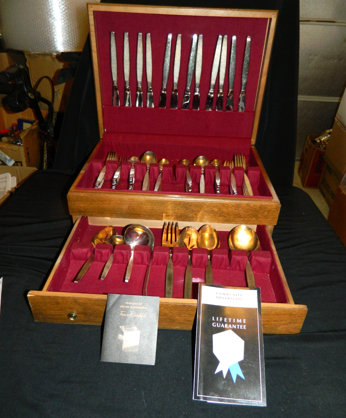ONEIDA “SILVER SANDS” 79 Pc. SILVERPLATED FLATWARE SET FOR 12, + 9 SERV Pcs., EX