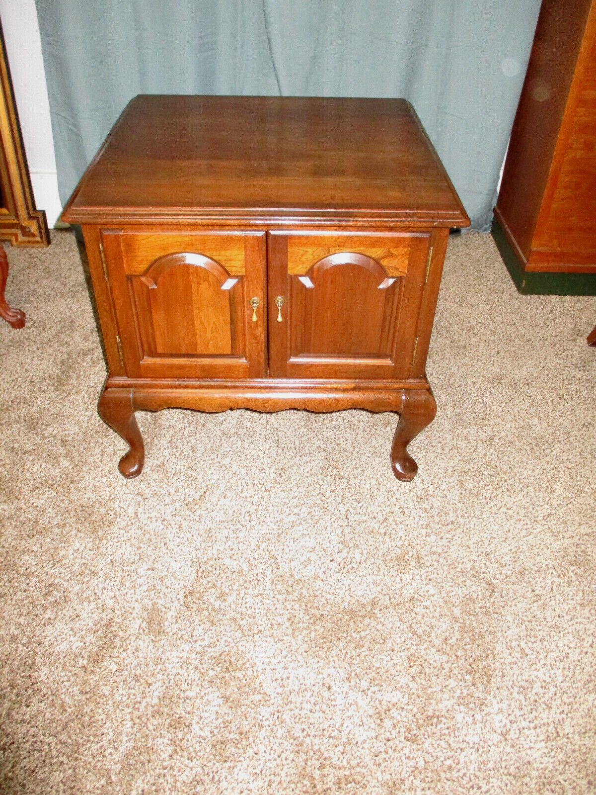 Ethan Allen Cherry Georgian Court Square Cabinet Side End Table 22.5″ x 24 x 24
