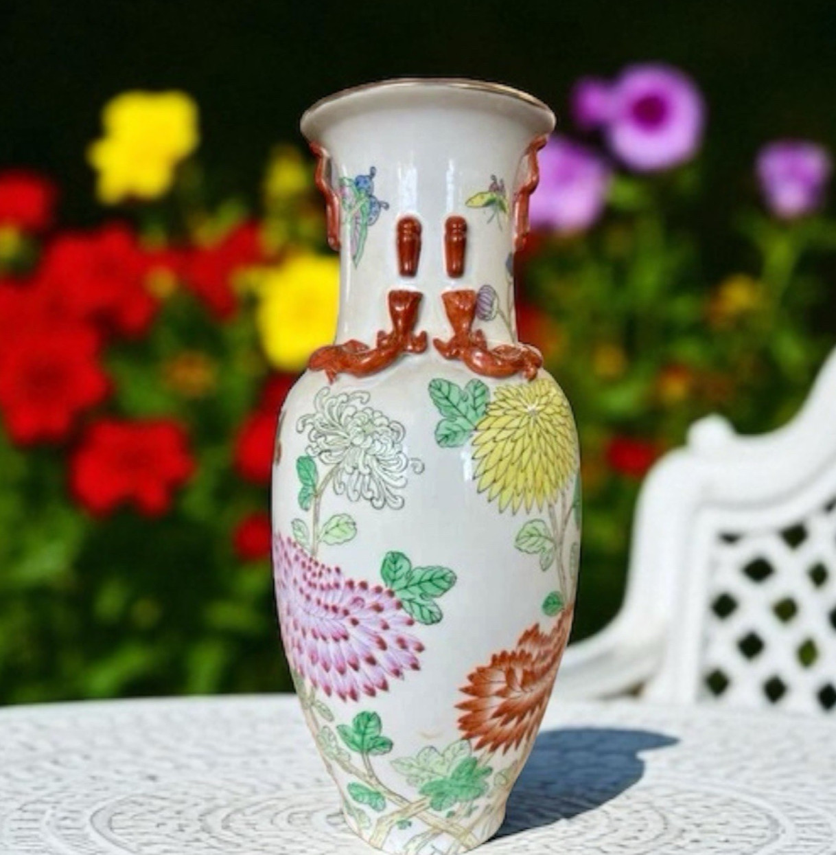 Antique Chinese Famille Rose Vase 15″ Lizard Motiff Qianlong Mark Republic Era
