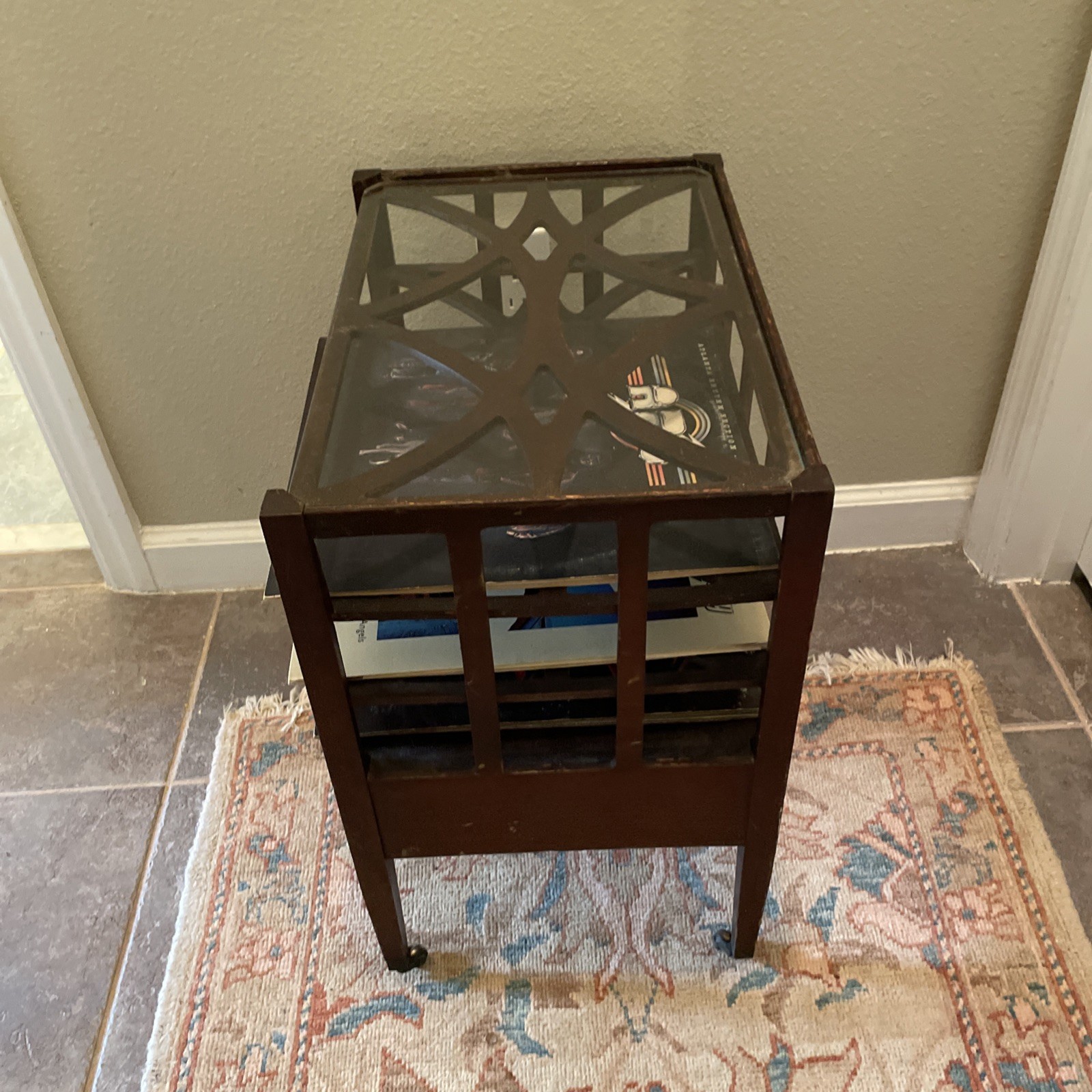 Vintage Mahogany Record Stand Traditional Glass Top Bar Serving Wood Table