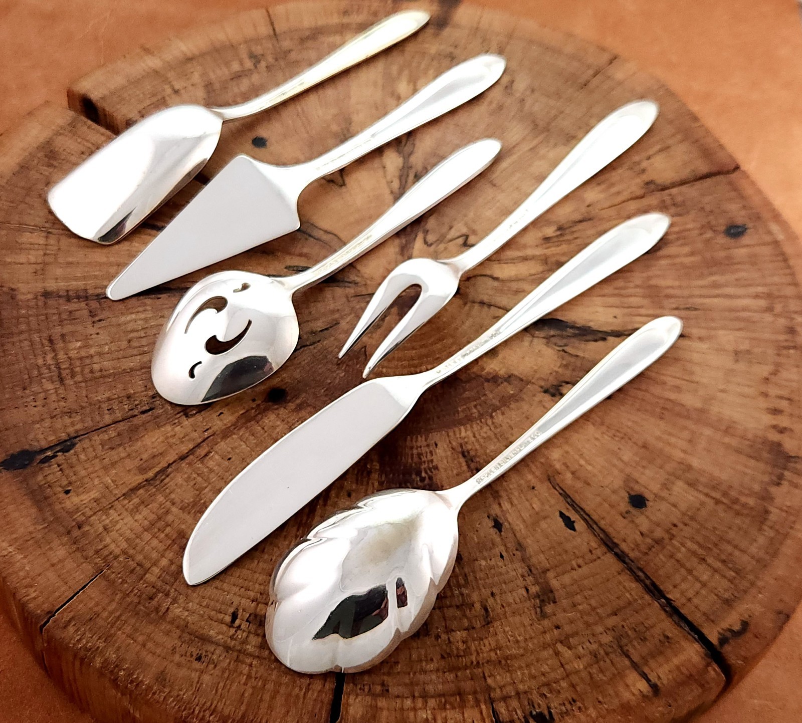 Meriden Silver Plate Co. VTG Silverware Lot