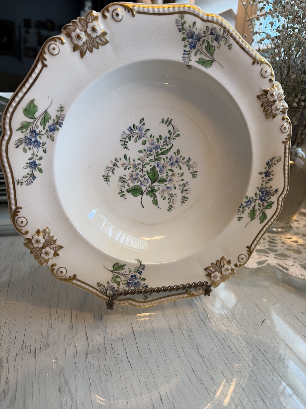 Antique Royal Crown Derby, featuring a forget-me-not pattern Plate. Early 1800s