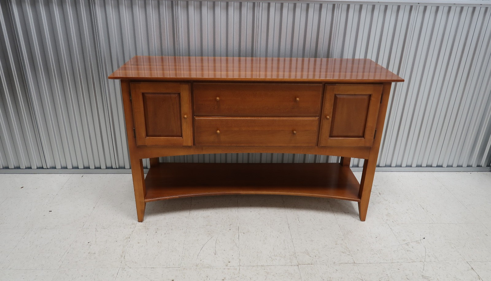 Thomasville ” Impressions” Cherry Sideboard With Hutch
