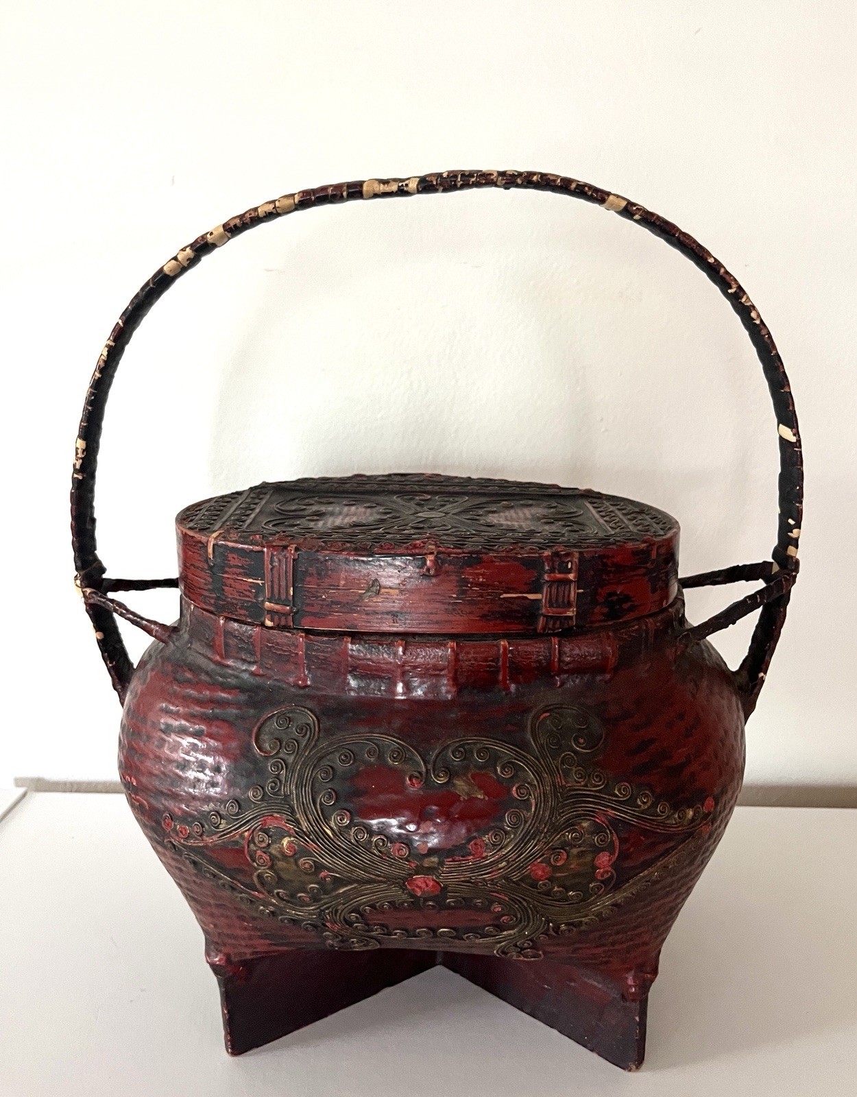 Antique Red Lacquer Chinese Lidded Basket With Gilt Decoration Wedding Bamboo