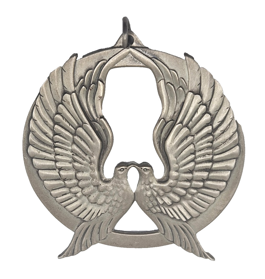 VINTAGE STERLING CHRISTMAS ORNAMENT PENDANT WALLACE PEACE ON EARTH DOVES 1973