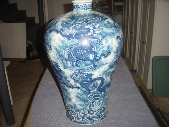Large Chinese Vase (24″h)
