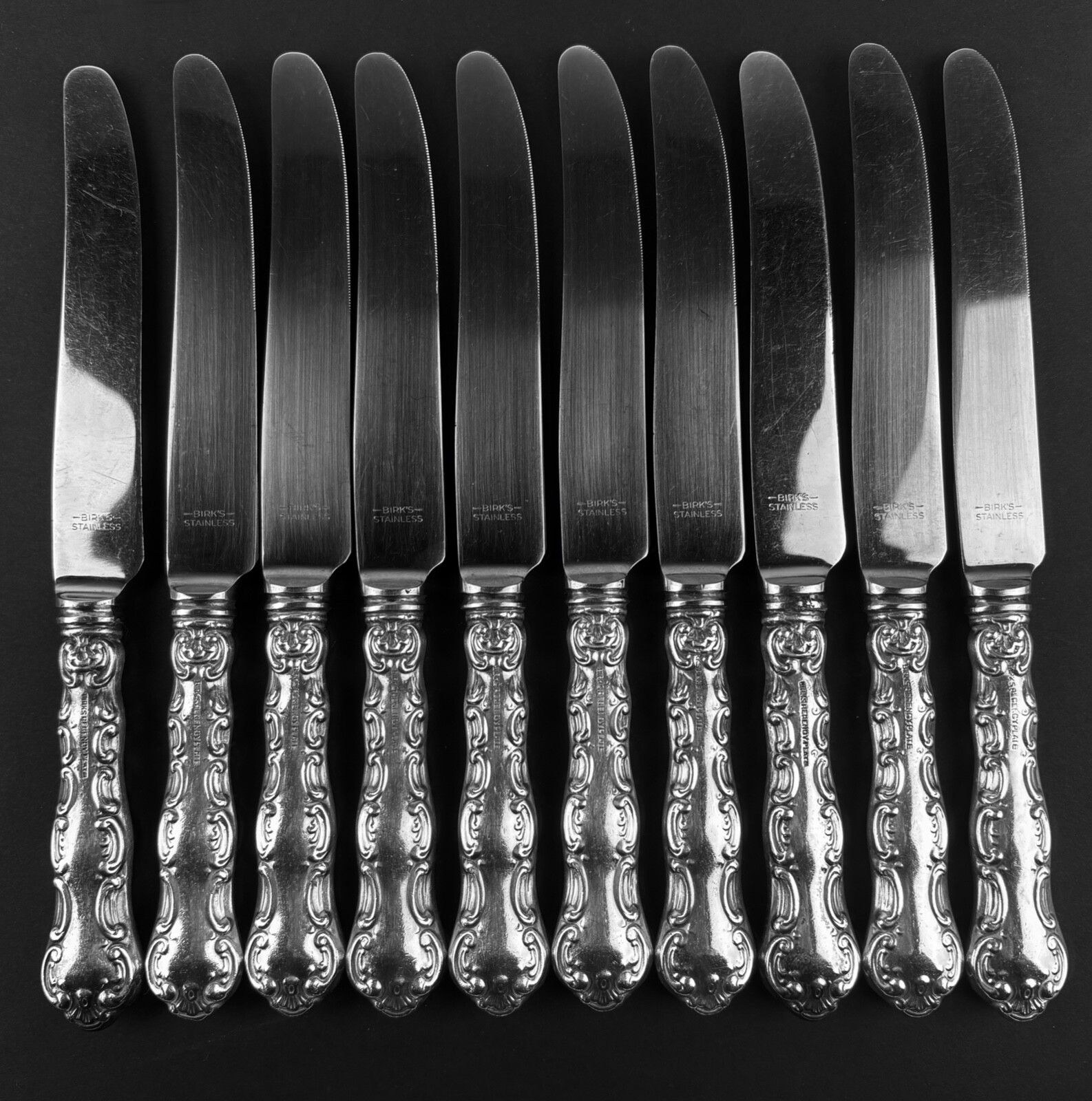 Set 10 x Luncheon Knives 8 1/2″ Birks Regency Plate Louis de France silverplate