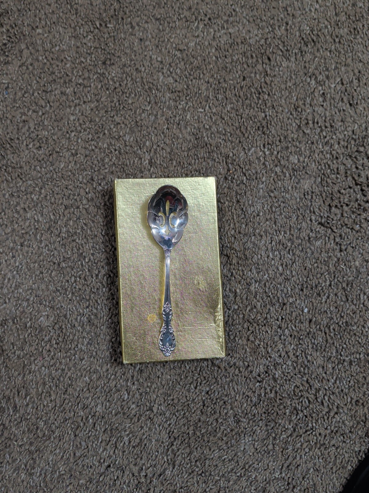 Rogers Bros Extra Plate Slotted Shell Spoon Original Rogers Fleur de Lis