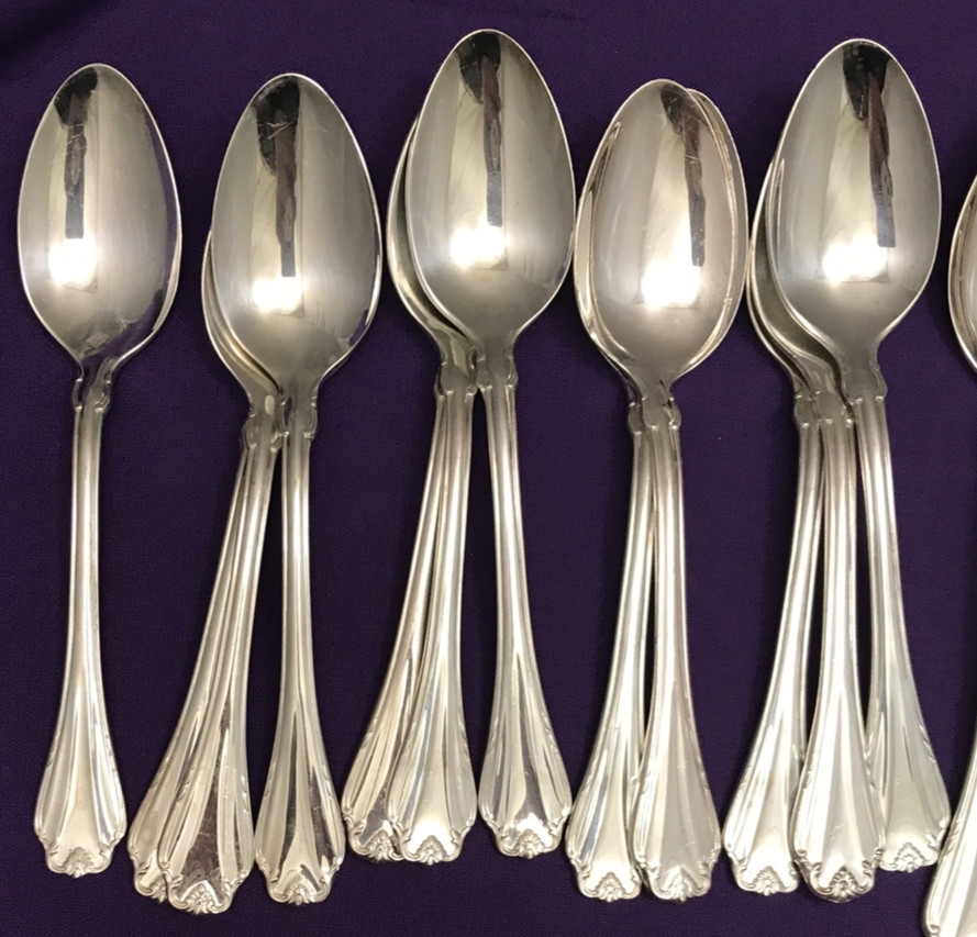 67 Pc COUNTRY CHARM Silverplated Service for 12 & SERVING PCS by Reed & Barton
