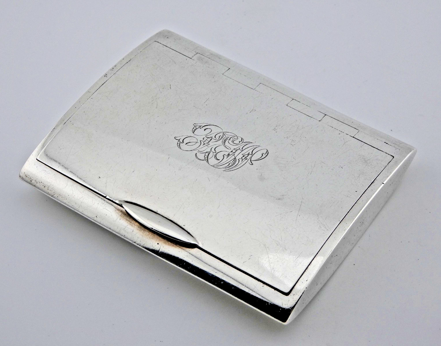 ART DECO SOLID STERLING SILVER CIGARETTE SNUFF TOBACCO CASE C.1920 – 99.2grams