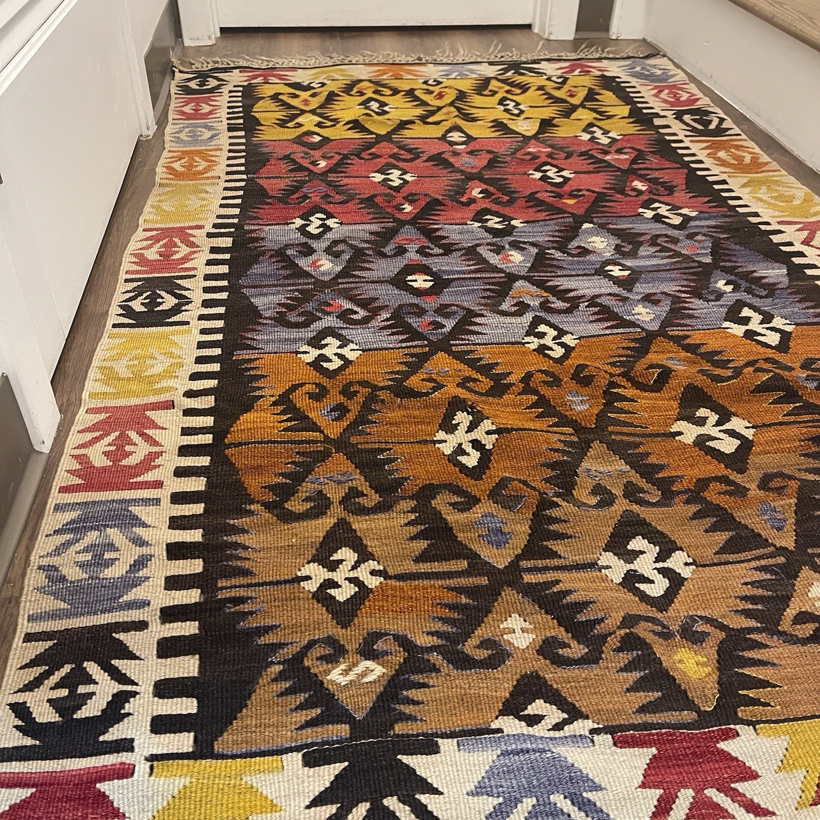 Vintage Bright Turkish Kilim Rug 3.2 FT X 6.5 FT