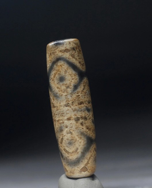 Pre-1800s Indo/Tibetan Old Agate Vajra 4 Eye Tiger Tooth Dzi Bead 16*55mm