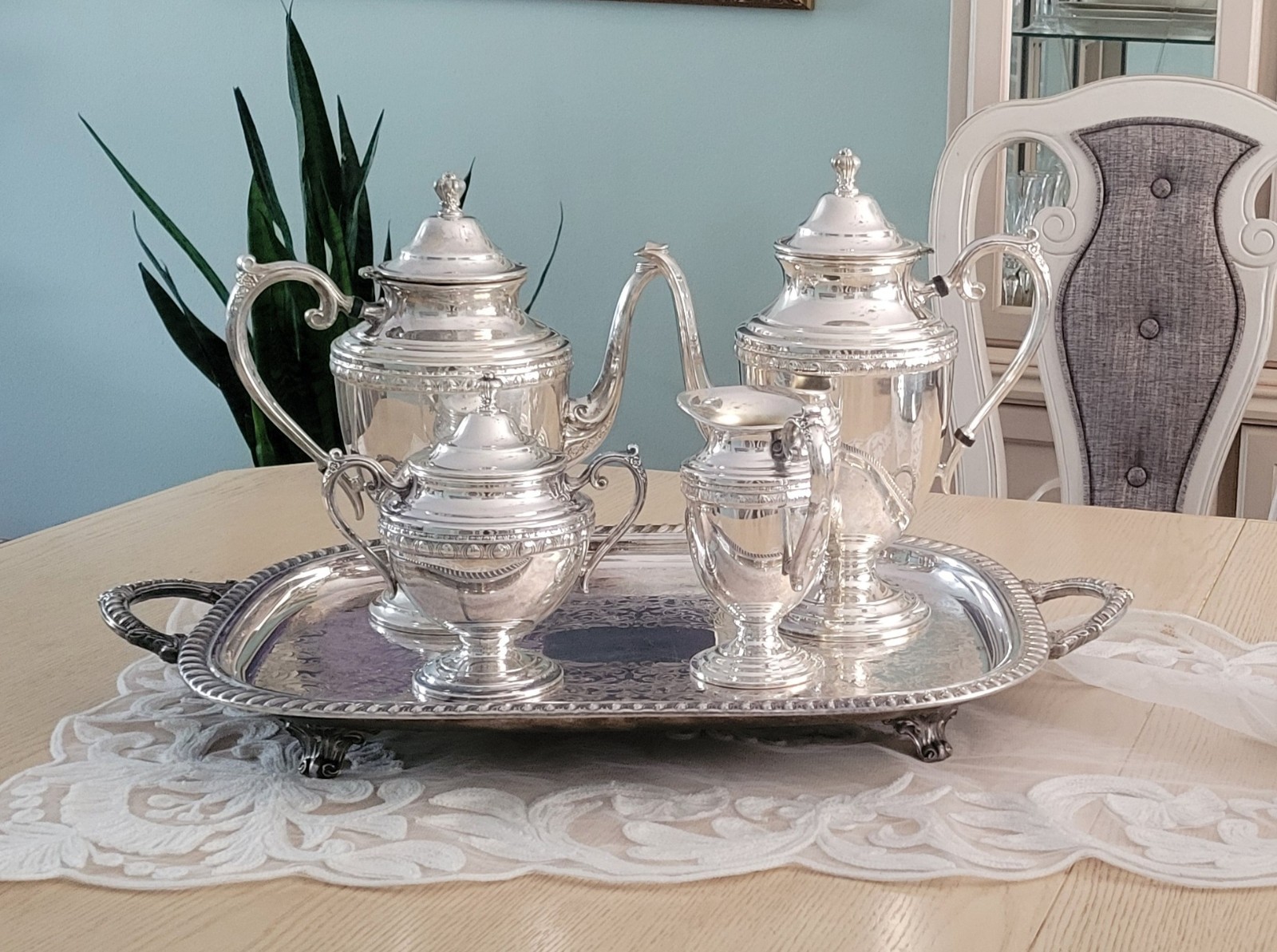 Rogers Bros Mayfair Pattern Silverplated Coffee/Teapot Set & Leonard Servg Tray