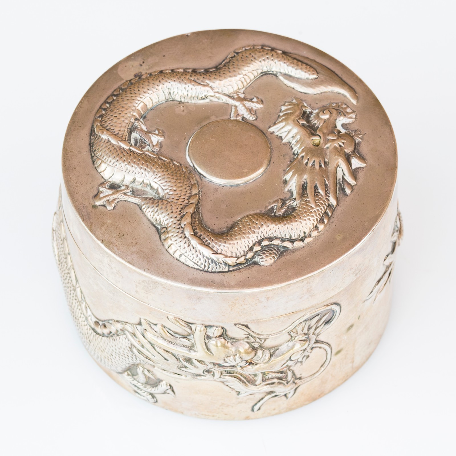 Chinese Dragon Solid Silver Box Cover Canton Qing Marked SF Sing Fat Late 19th C