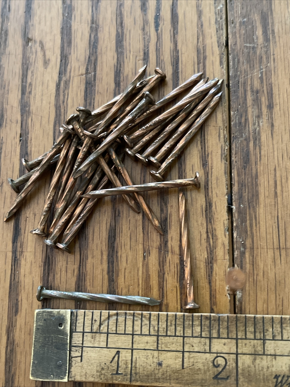 VINTAGE 1 1/4″ COPPER PLATED NAILS SPIRAL SHANK 3/16” WIDE FLAT HEAD