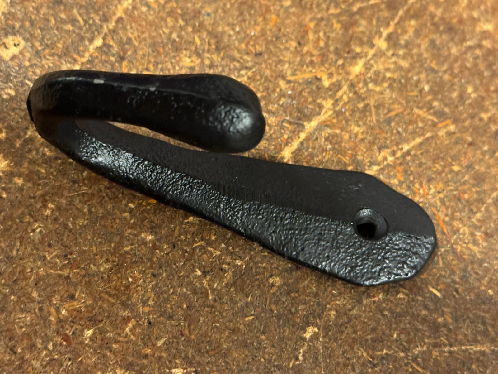 Rustic Coat Hook Solid Core Cast Iron Wall Mount Hat Towel Dog Leash Key Cap Hat