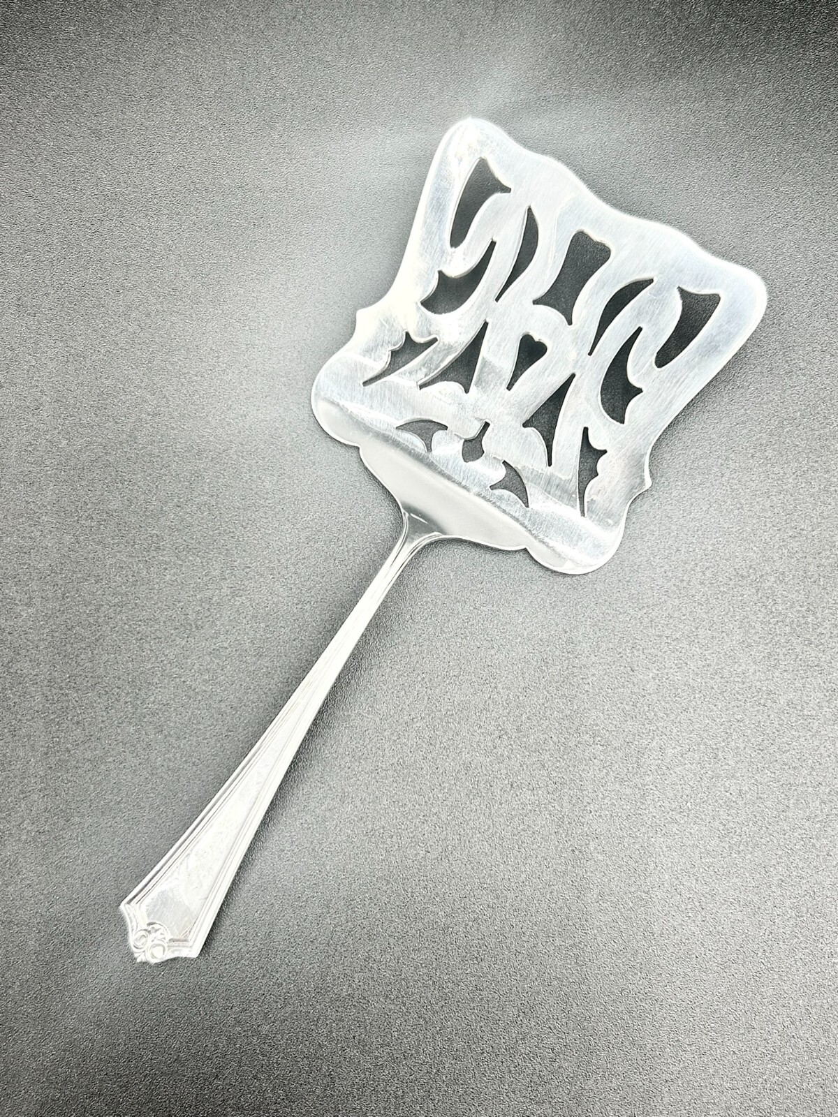 POTOMAC BY SAART BROS. STERLING SILVER PETIT FOUR SERVER NO MONOGRAM