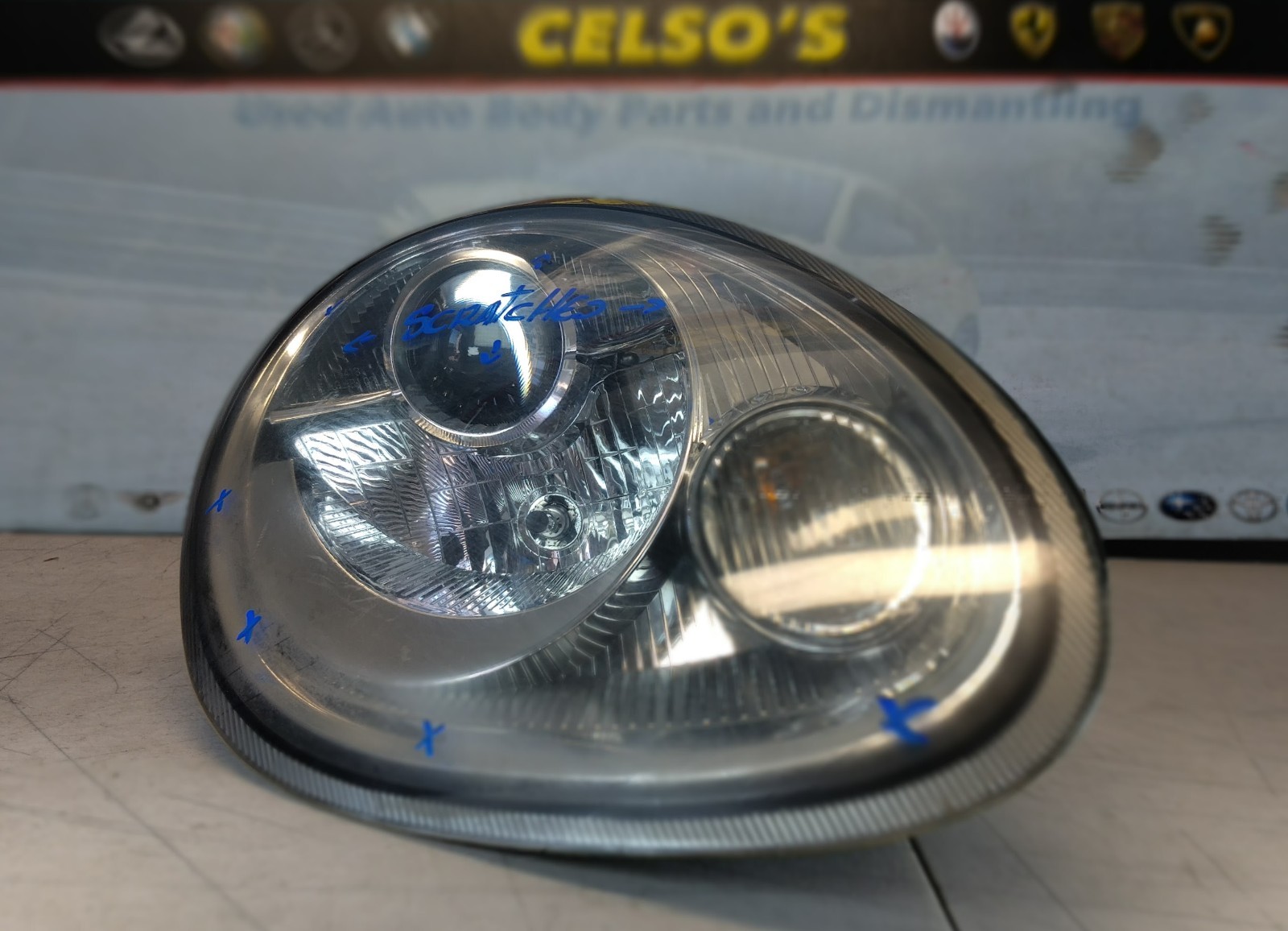 2005 – 2008 PORSCHE BOXSTER CAYMAN 987 XENON HEADLIGHT RH OEM