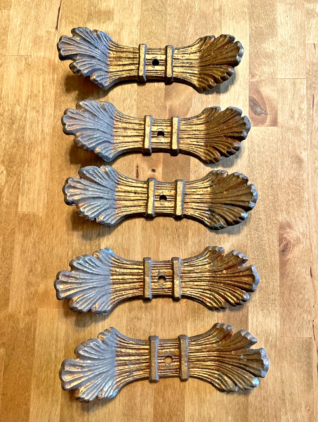 Set Lot of 5 – Art Deco Style Drawer Furniture Pull Handles Brass Metal 4-3/4″