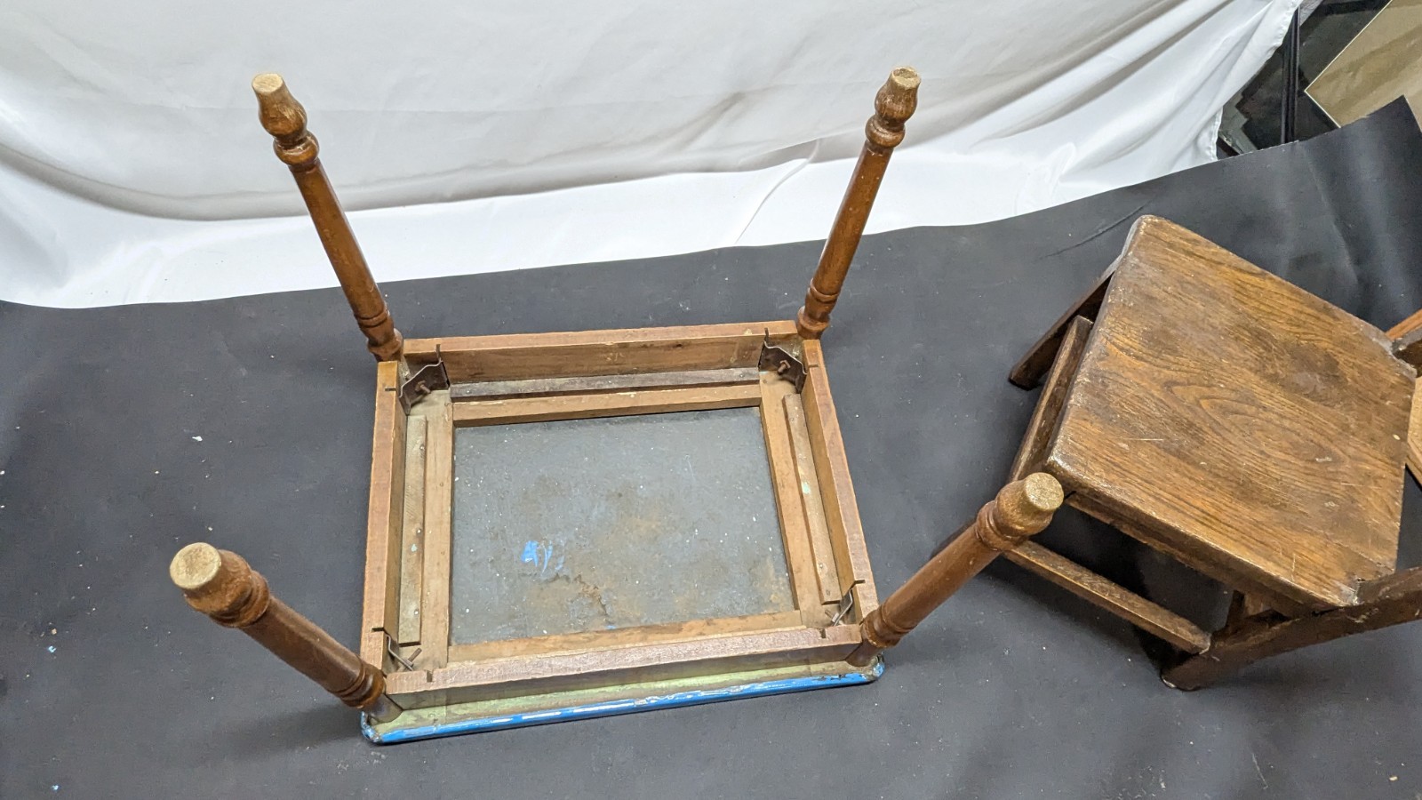 Antique Porcelain Enamel & Wood Small Childs Teaching Table And Chair Farmhouse