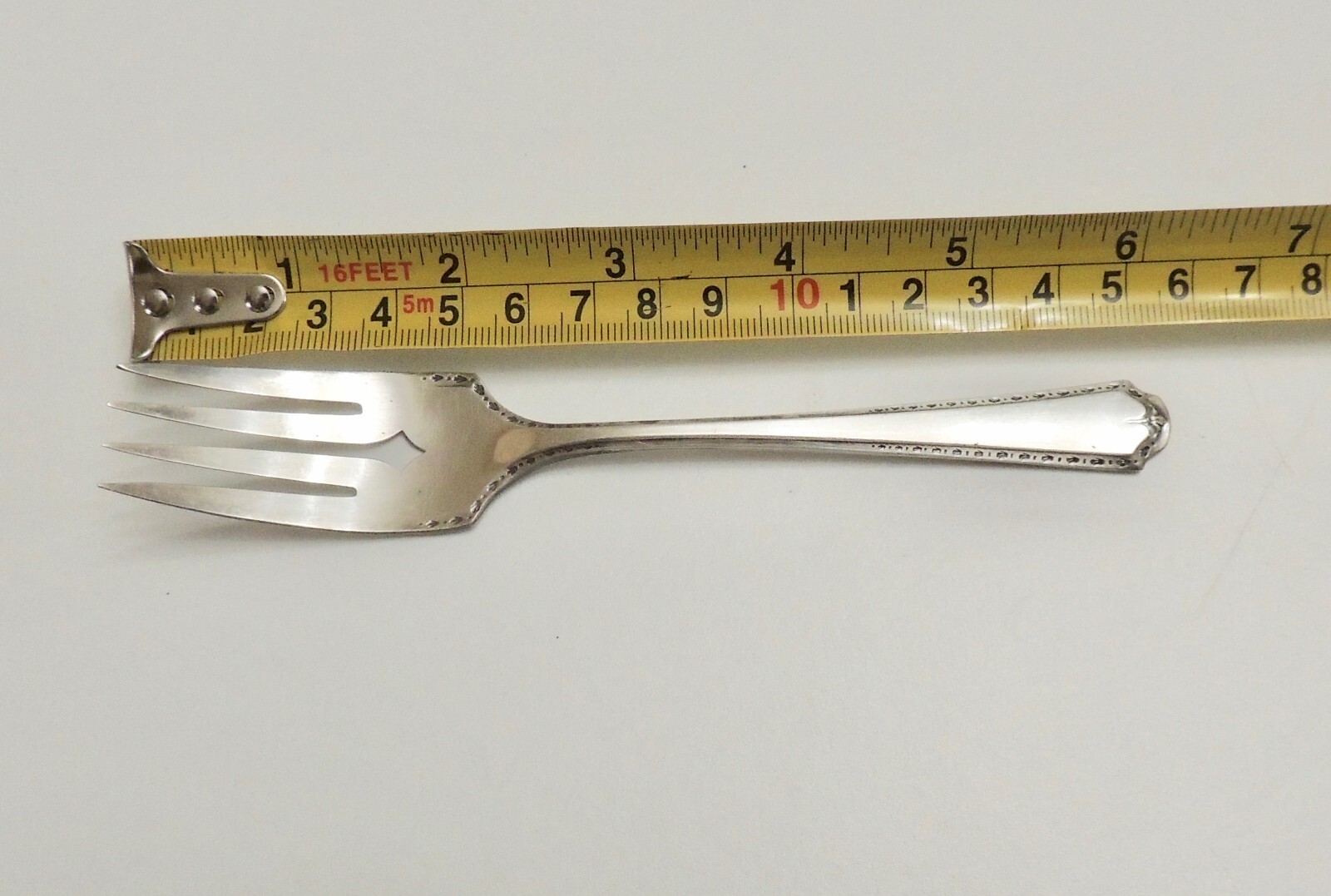 3 Oneida Silver, salad forks, 6 1/8 inch, Alogonquin (Silverplate 1923) pattern