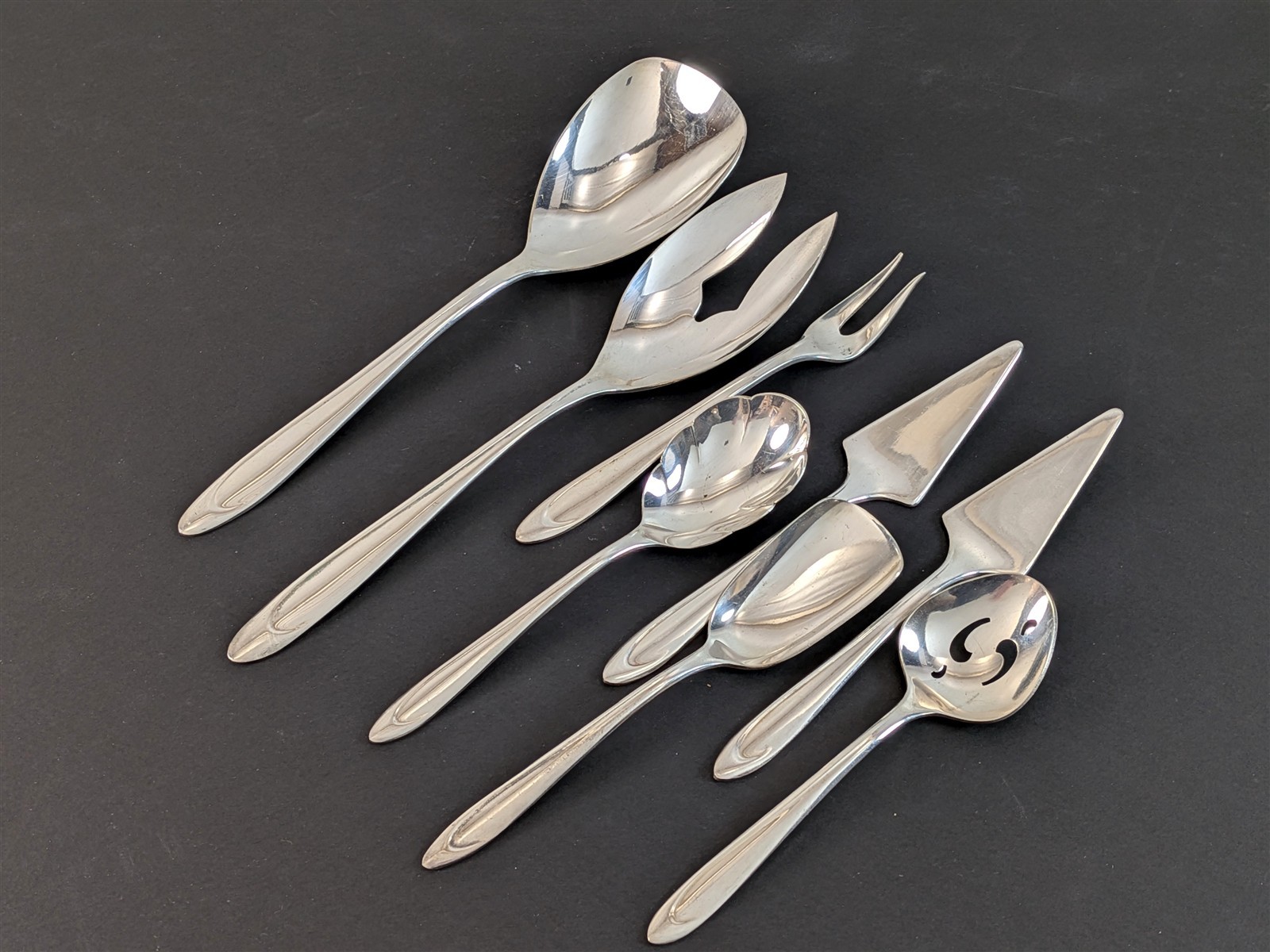 Meriden FIRST LADY 8 Pc Serving Set Condiment Utensils Hostess Silverplate 1950