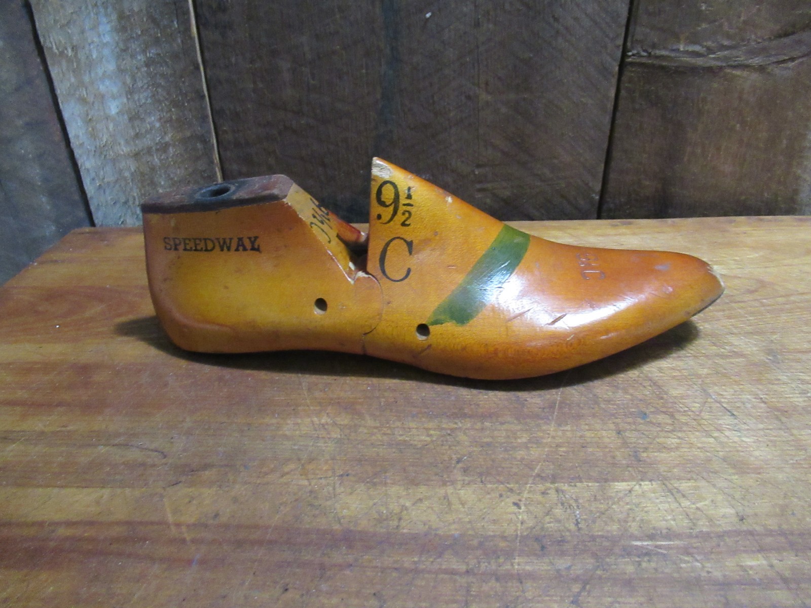 Vintage J.V. Men’s Size 9-1/2 C Wood Right Shoemakers Form Wooden