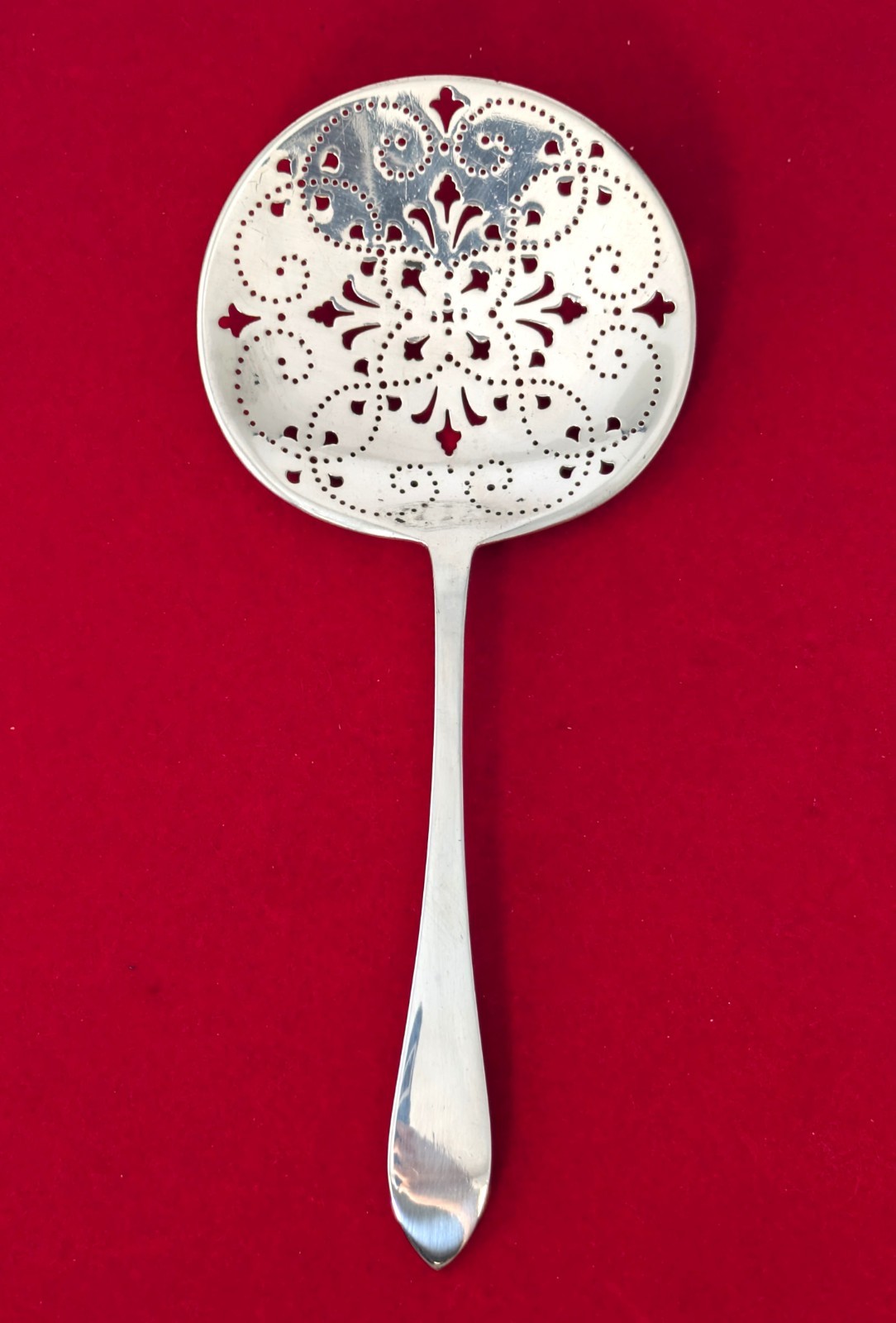 Faneuil by Tiffany & Co. Sterling Silver 7-3/4″ Pierced Tomato Server