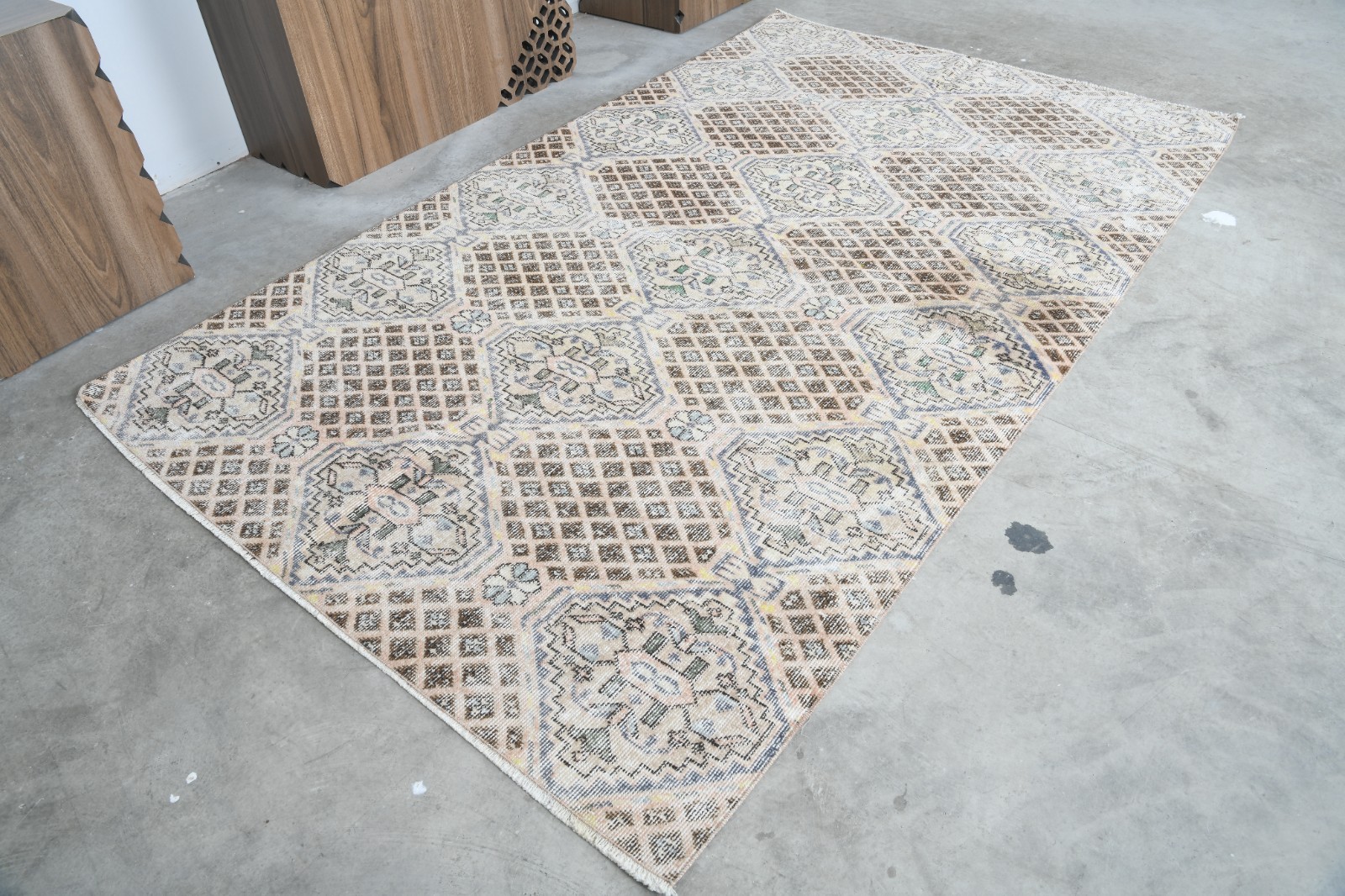 5×8 ft rugs, antique turkish vintage oushak rug hand-knotted wool carpet rug,893