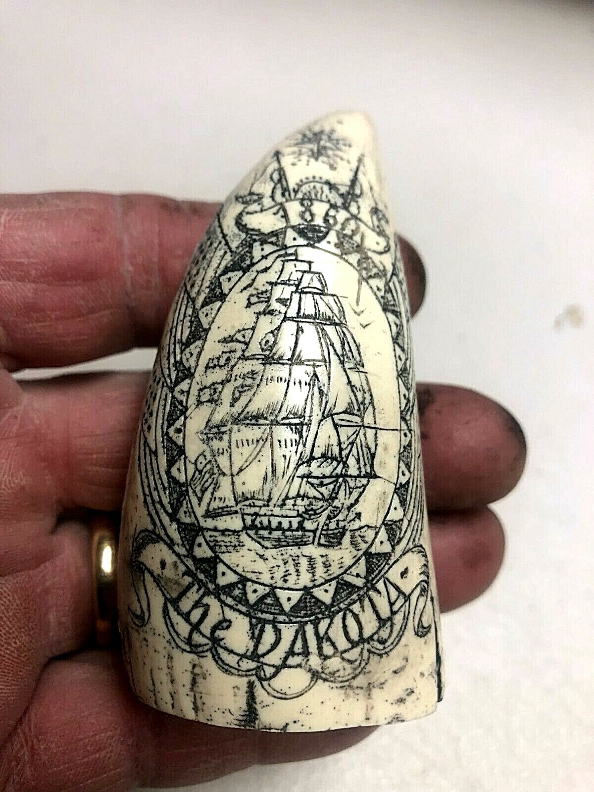 SCRIMSHAW REPRODUCTION TOOTH ” DAKOTA” OUT OF NANTUCKET