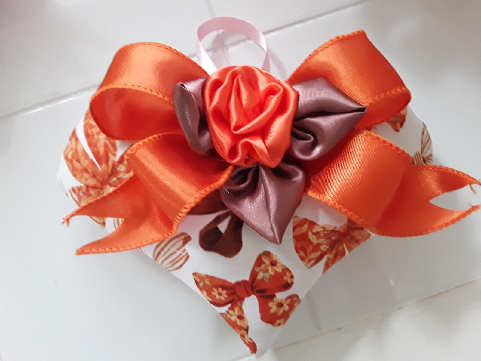 FALL HARVEST AUTUM BOWS BRAND NEW FABRIC BIG DECORATIVE HEART ORNAMENT