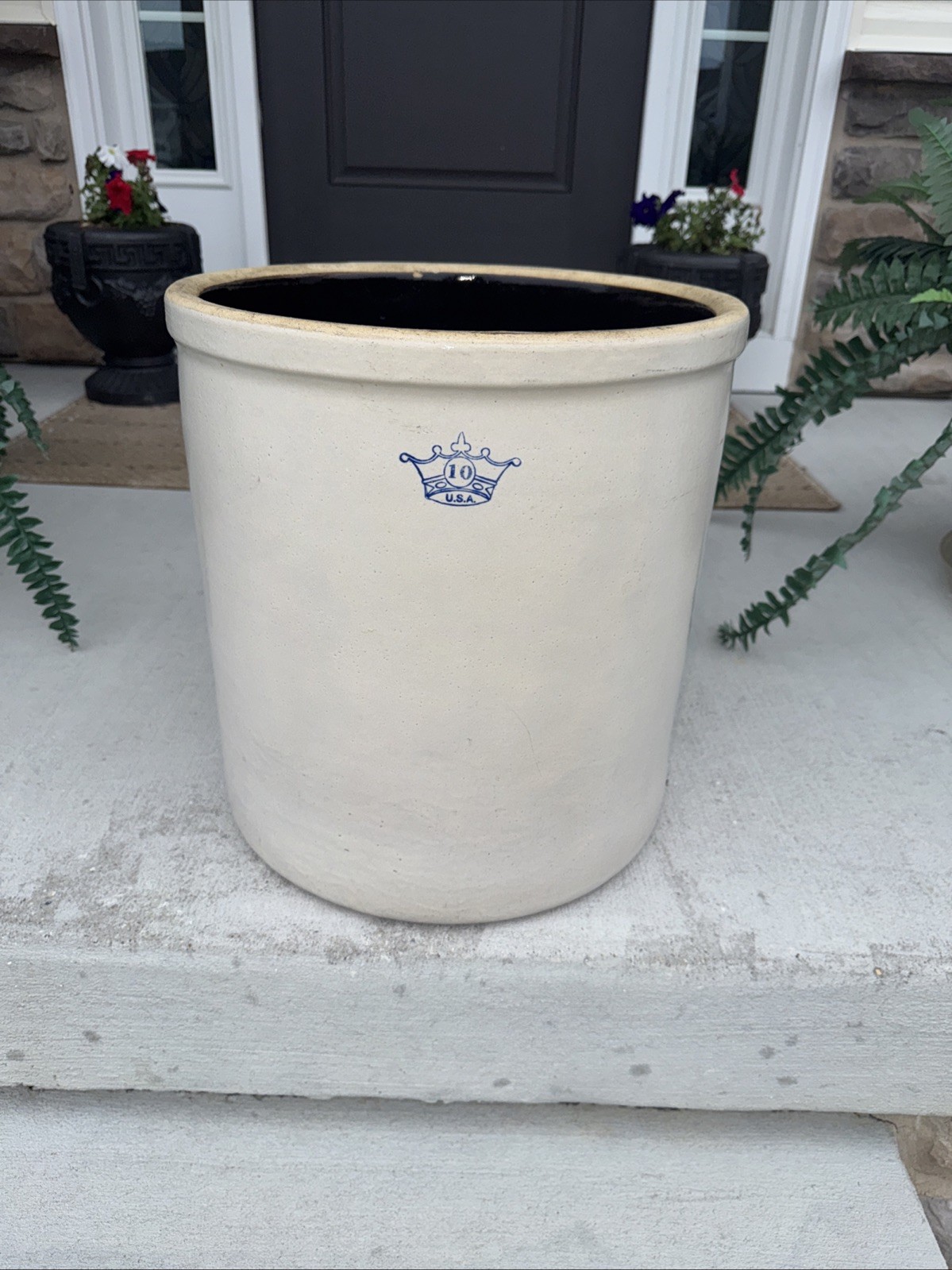 Roseville Robinson Ransbottom 10 Gallon Blue Crown Gettysburg PA