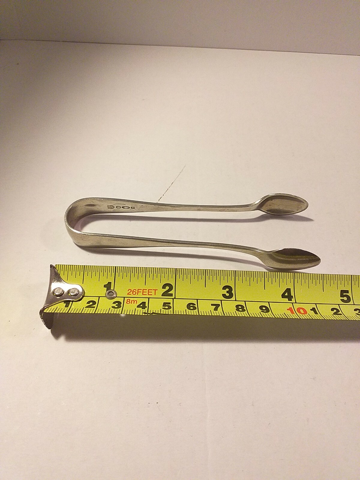 VINTAGE ANTIQUE SILVERPLATED SUGAR/ICE TONGS