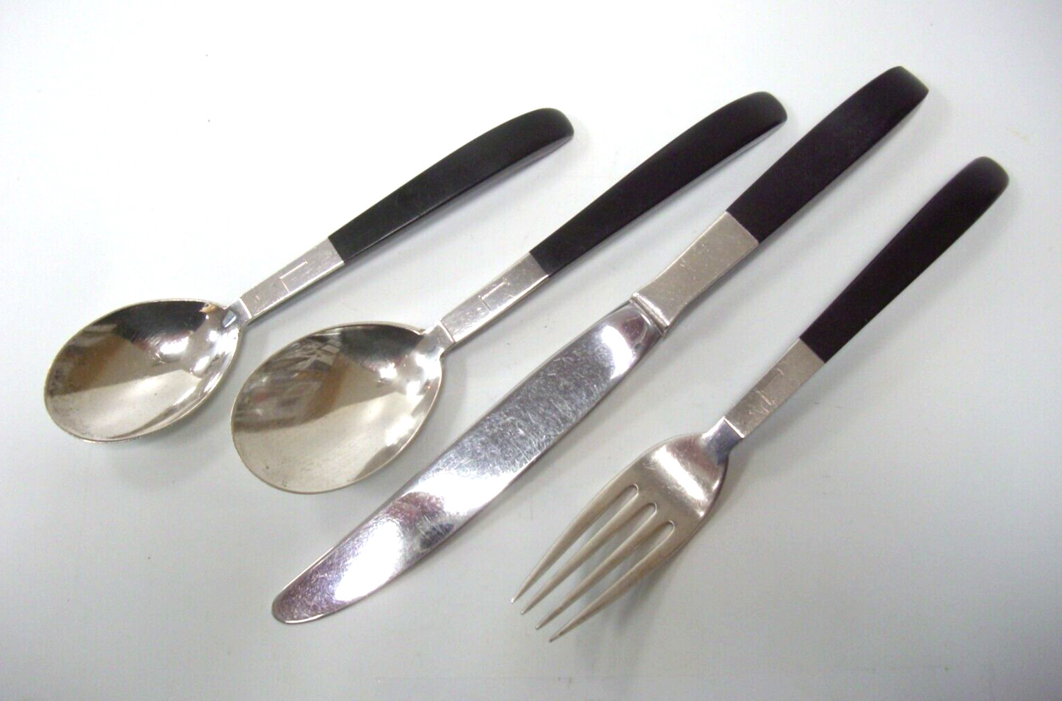 1957 LUNT CONTRAST PATTERN BLACK NYLON HANDLE STERLING SILVER 925 FLATWARE 16 PC