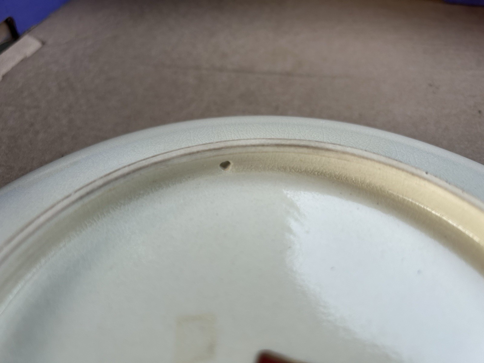 A FINE JAPANESE MEIJI PERIOD PROCESSIONAL SATSUMA PLATE