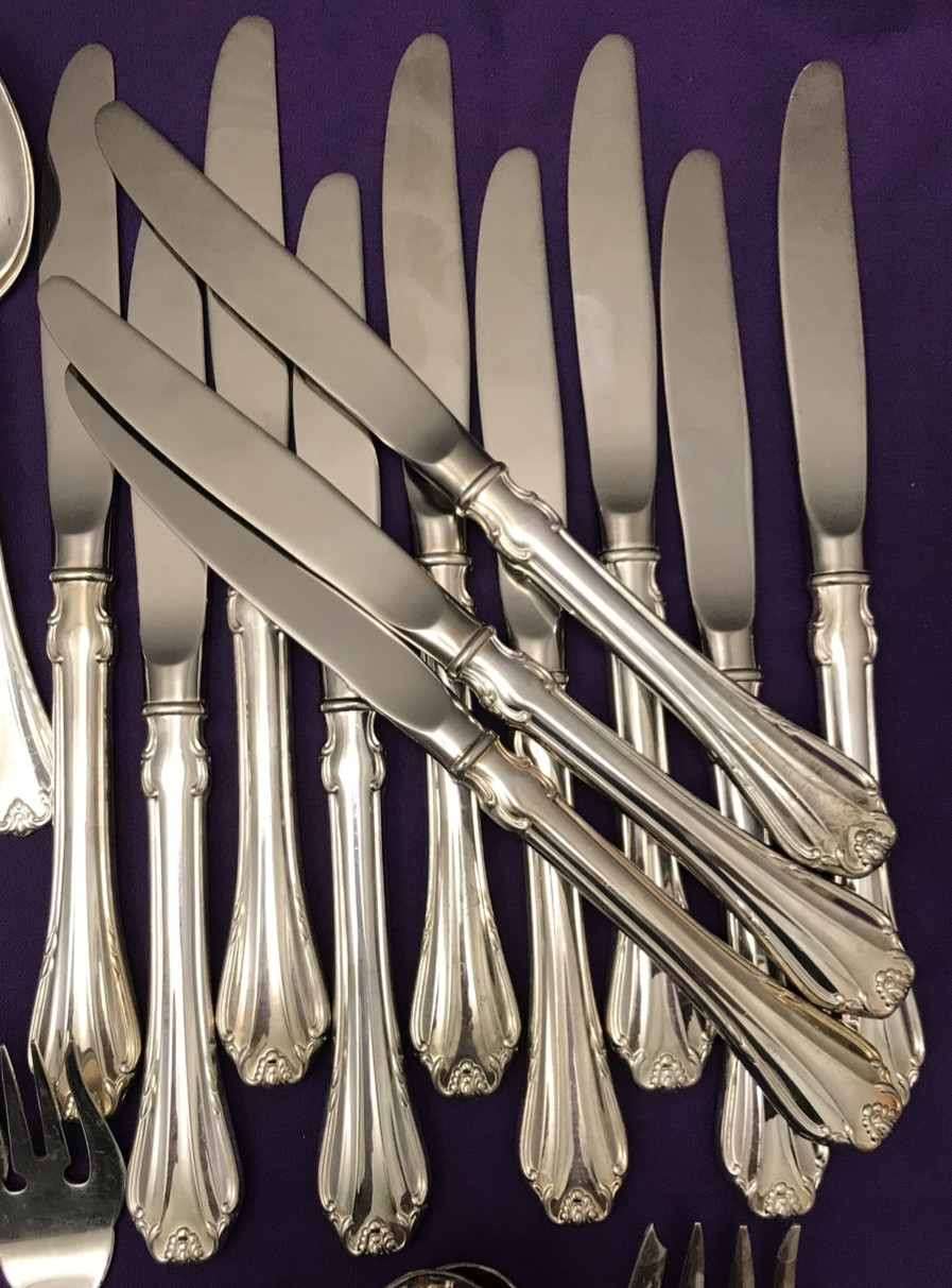 67 Pc COUNTRY CHARM Silverplated Service for 12 & SERVING PCS by Reed & Barton