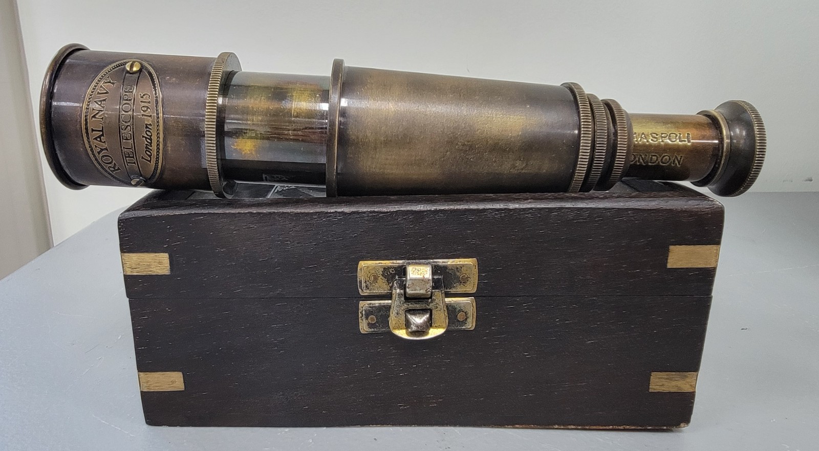 To Her Majestys Royal Navy 1915 Replica Telescope A Maspoli 30 Harlborn London