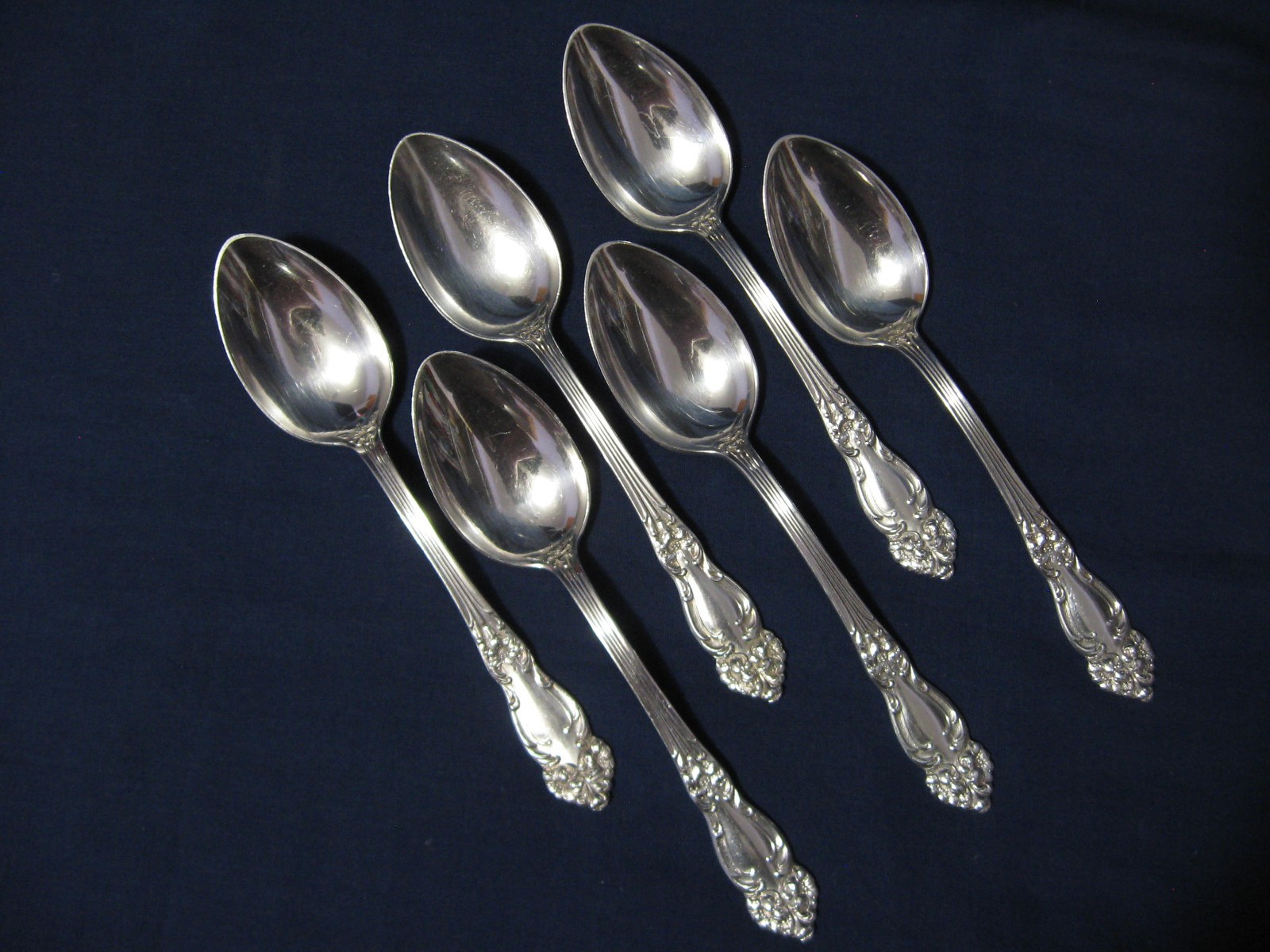 6 Reed & Barton TIGER LILY 1901 Oval Soup Spoons 7-1/8 Silverplate NOT Festivity