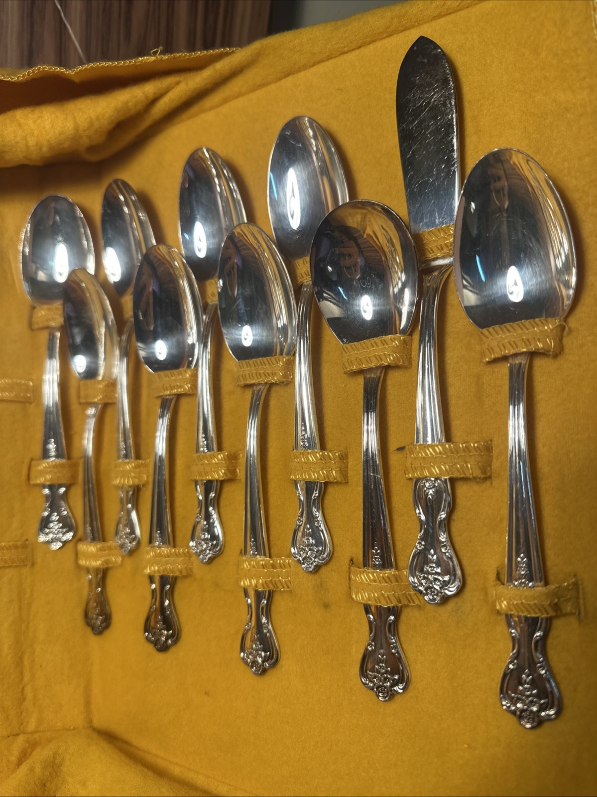 Vintage WM ROGERS MFG CO ORIGINAL EXTRA PLATE FLATWARE 50pc In Folder