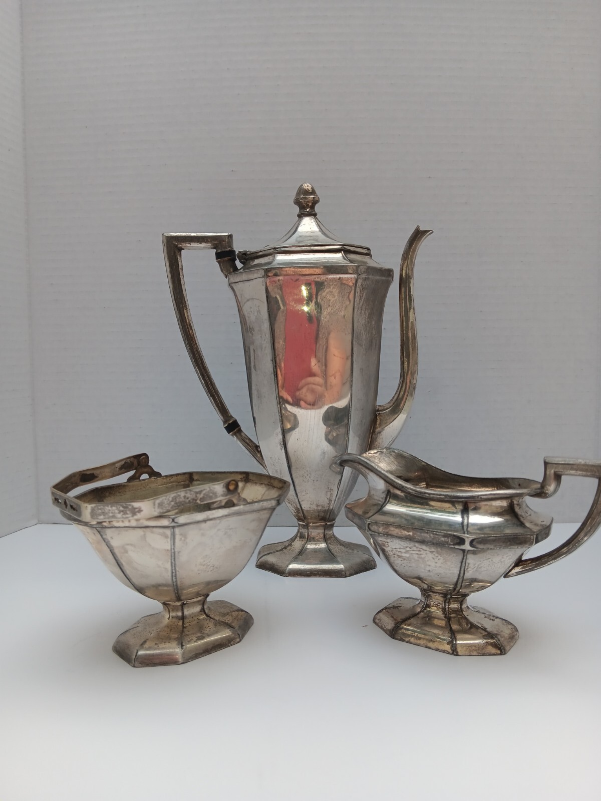 Vintage Wilcox S.P. Co. [IS] Silver Plate Sugar bowl and creamer Art Deco style