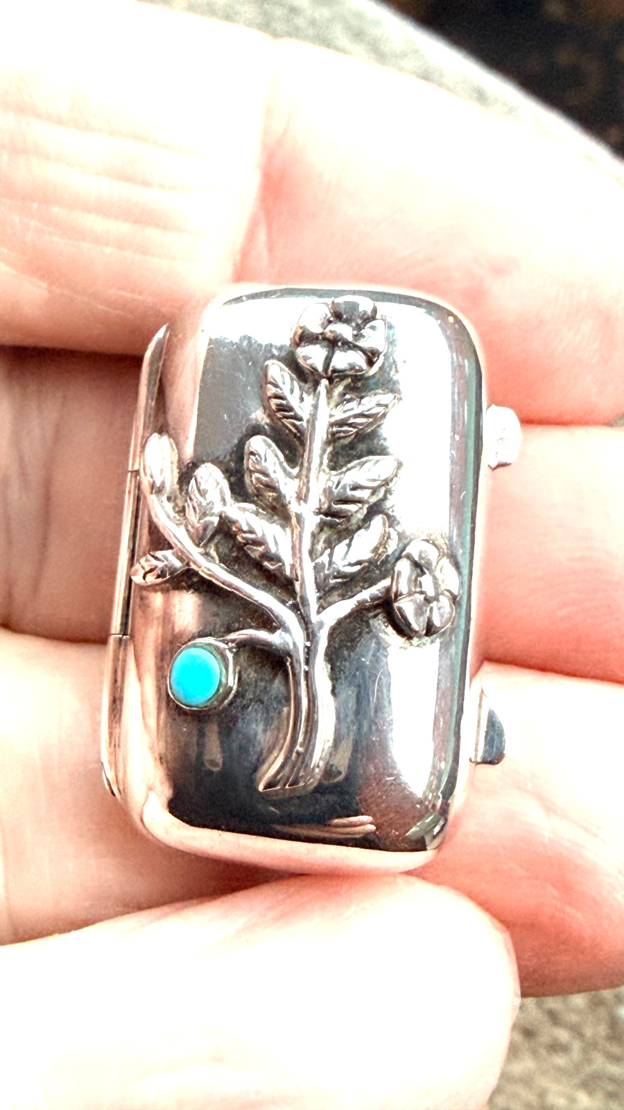 Sterling Silver Pill Box – Turquoise Flower – A D Norman – London – 1996