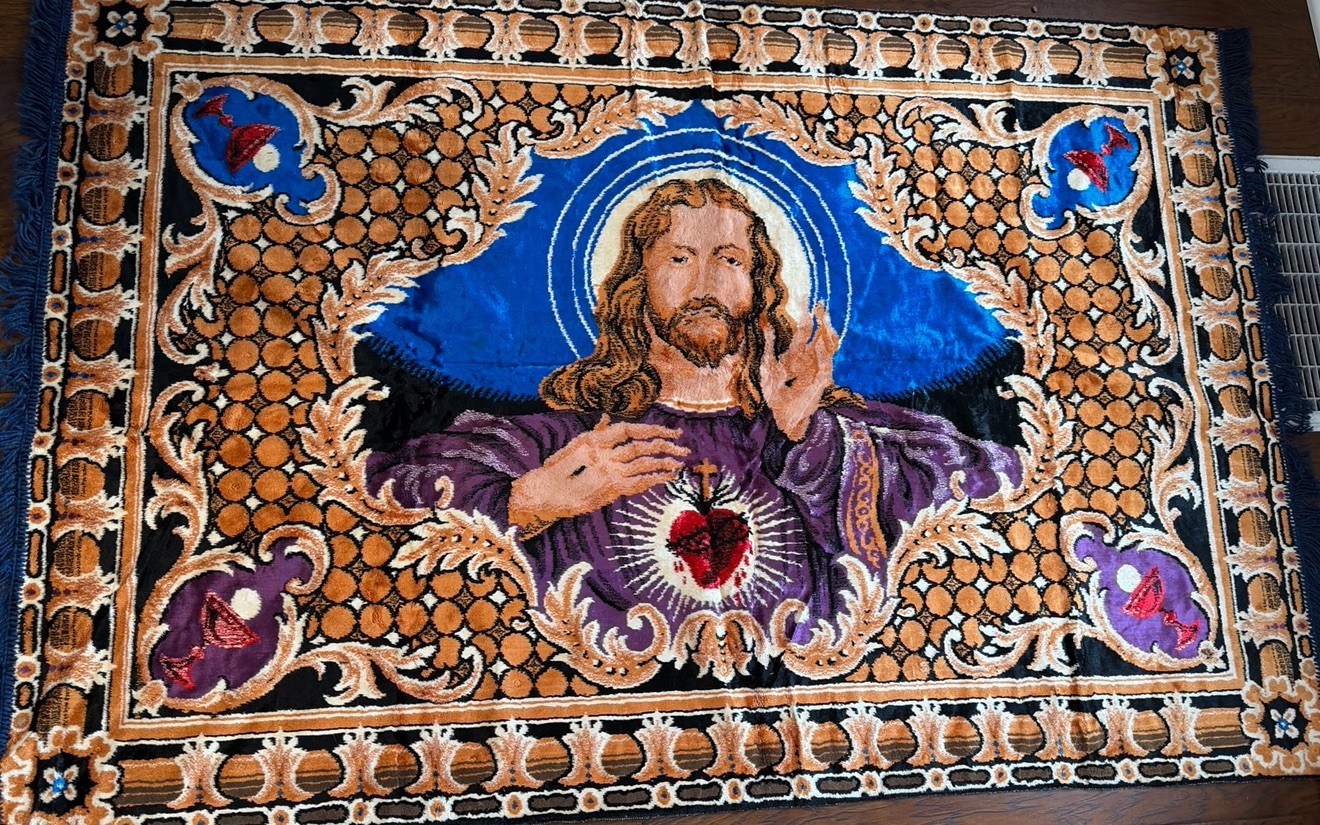 Vintage Jesus Sacred Heart Tapestry Fringe 71×47 wall Decor, Rug