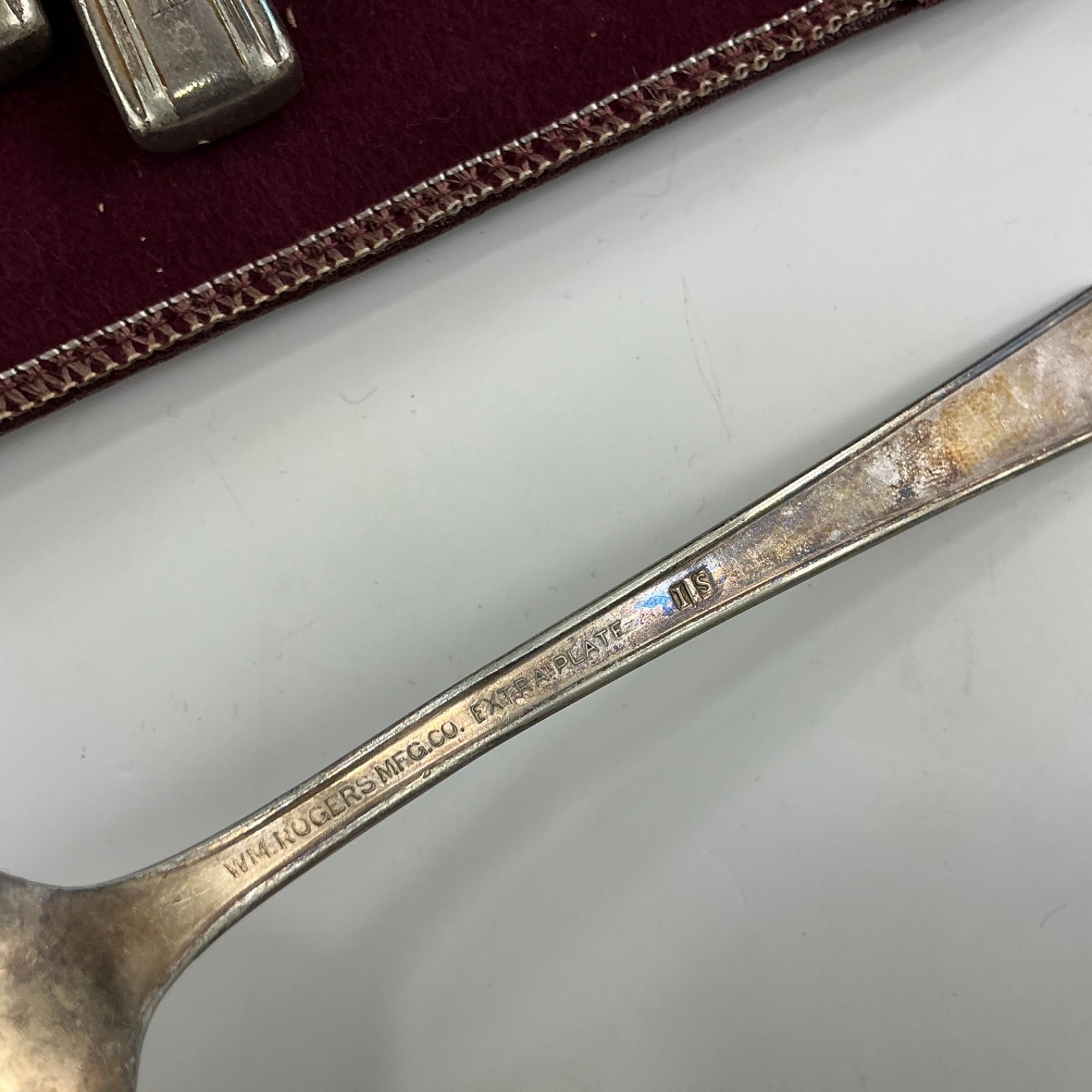 William Rogers Silver Plated Flatware Set 42 Piece Kitchen Dining Vintage Deco