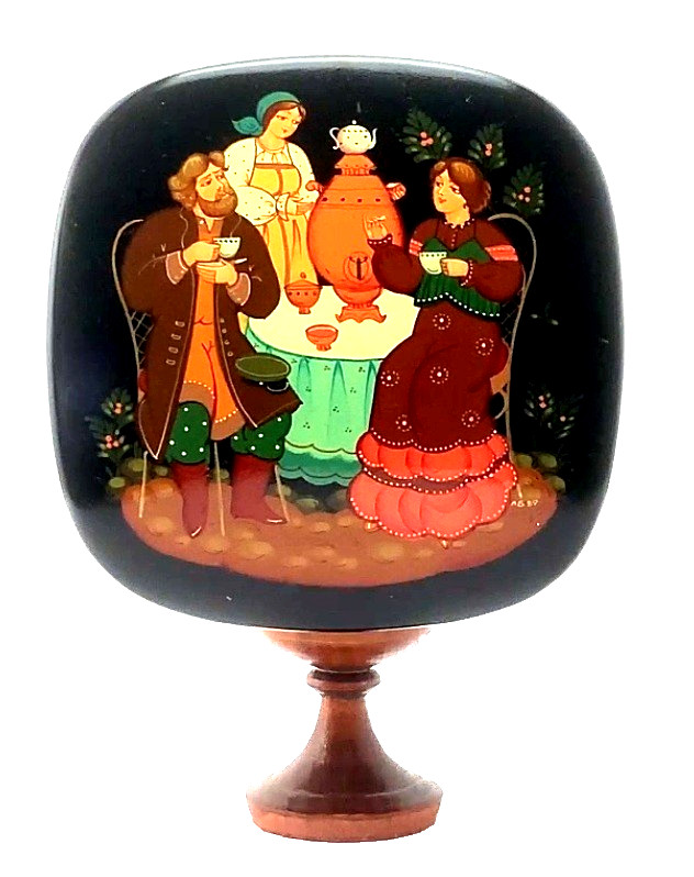 Russian Metal Lacquer Box (1989, Hand‑Painted) STAND NOT INCLUDED. 4″ X 4 “X 2”