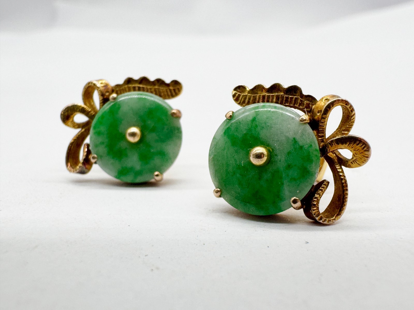 ANTIQUE SOLID 14ct GOLD 14K CHINESE JADE DISC LADIES EARRINGS