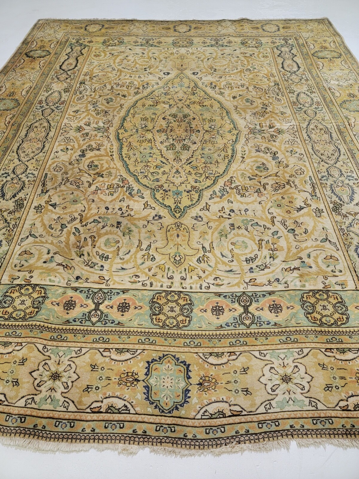 Antique Oriental Hand-Knotted Wool Area Rug Ivory/Gold/Green/Beige 9’7″ x 11’8″