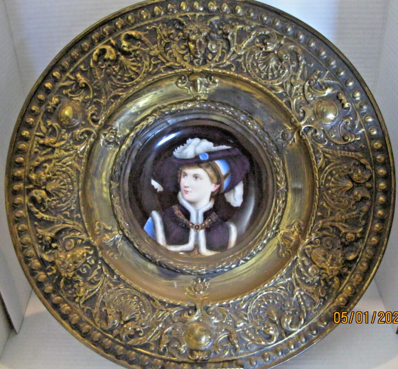 Large Antique Hand Painted Portrait Porcelain Plate Copper/Aluminum Frame