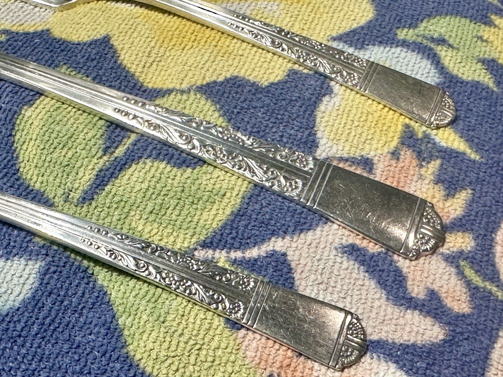 OAKLEIGH Royal York Sugar Spoon, Fork, Knife, Hostess Silver Plate Oneida 1937