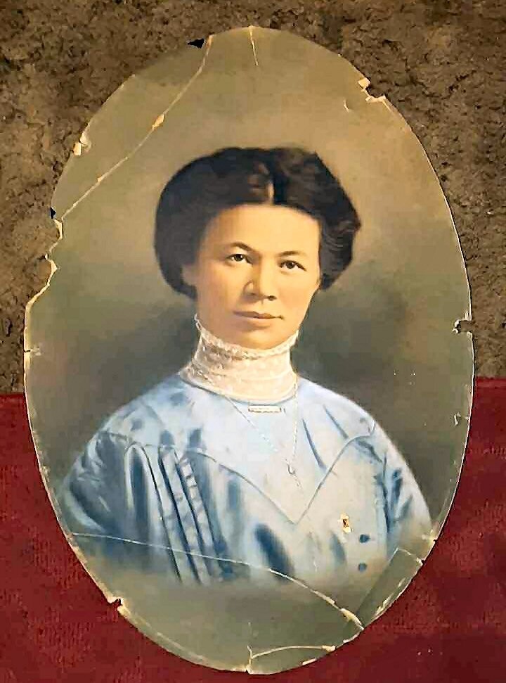 114 YEAR OLD ANTIQUE GESSO PAINTING PICTURES PORTRAIT 2 CHILDREN + ADULT WOMAN